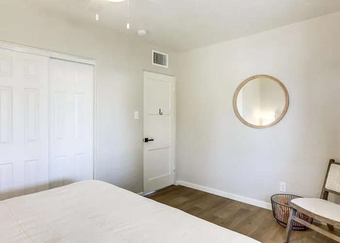 Quiet Retreat W/ Hot Tub & Spacious Backyard Yuma